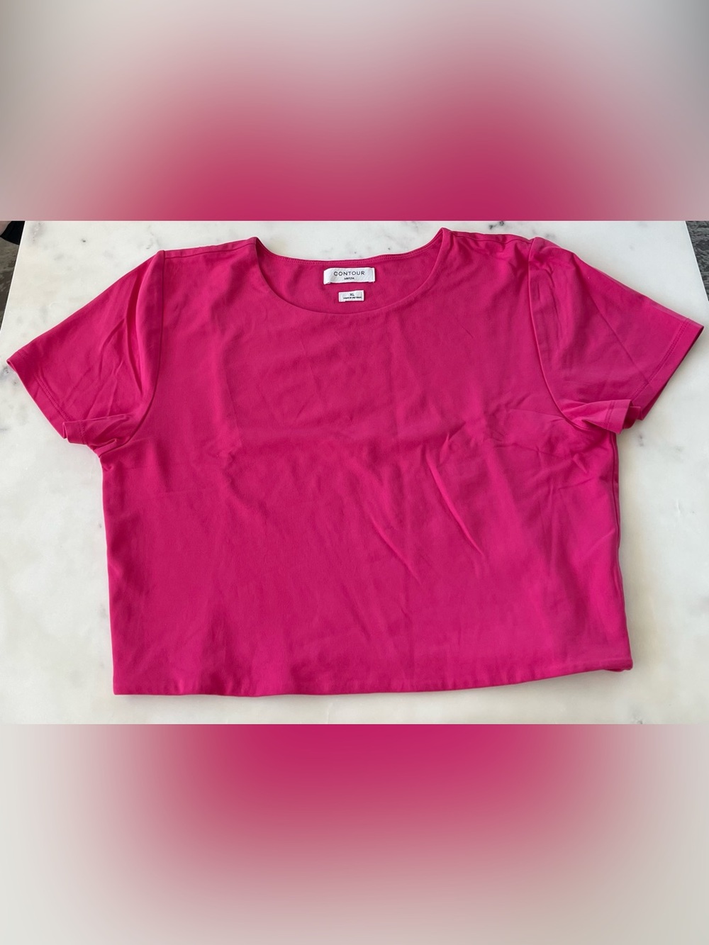 Aritzia Fuchsia CONTOUR Crop Top